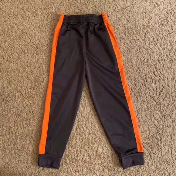 Boys Puma gray track pants - Picture 5 of 5